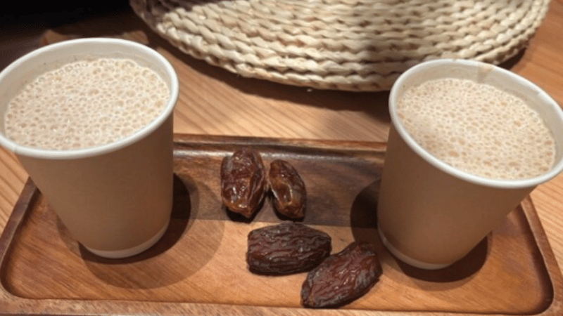 ヨルダンパビリオンのコーヒー完全ガイド｜レーズンと味わう伝統の一杯と予約攻略法